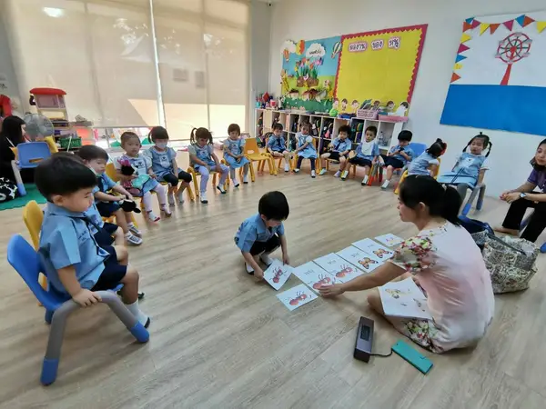 บรรยากาศคลาสเรียนภาษาจีนของเด็กเล็ก